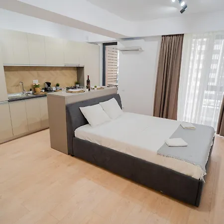 Boulevard Iuliu Maniu Hideaway: Politehnica Studio *